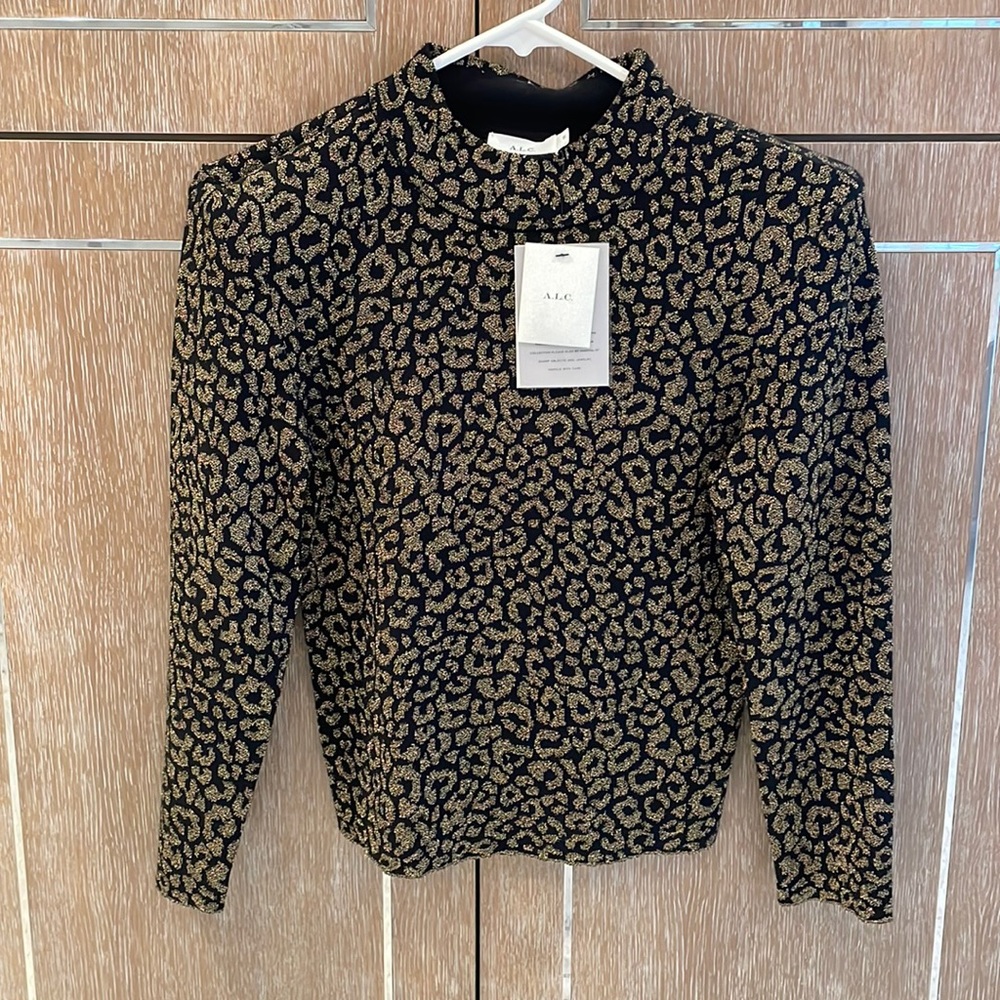 ALC light sweater